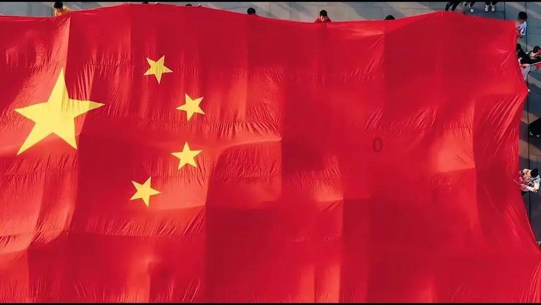 内娱CP破裂风波:双女主剧《消失的痕迹2》遭解散,谁捅破了这层窗户纸?